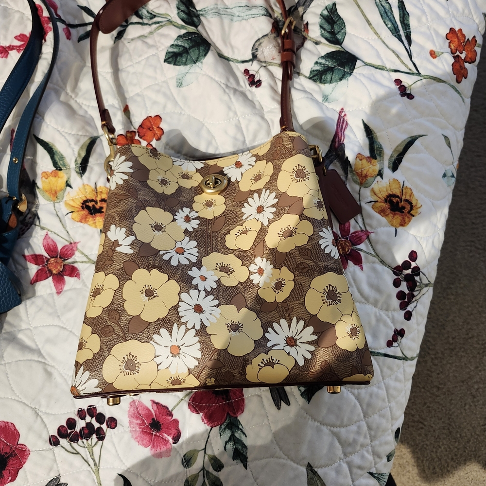 Coach Willow Shoulder Bag